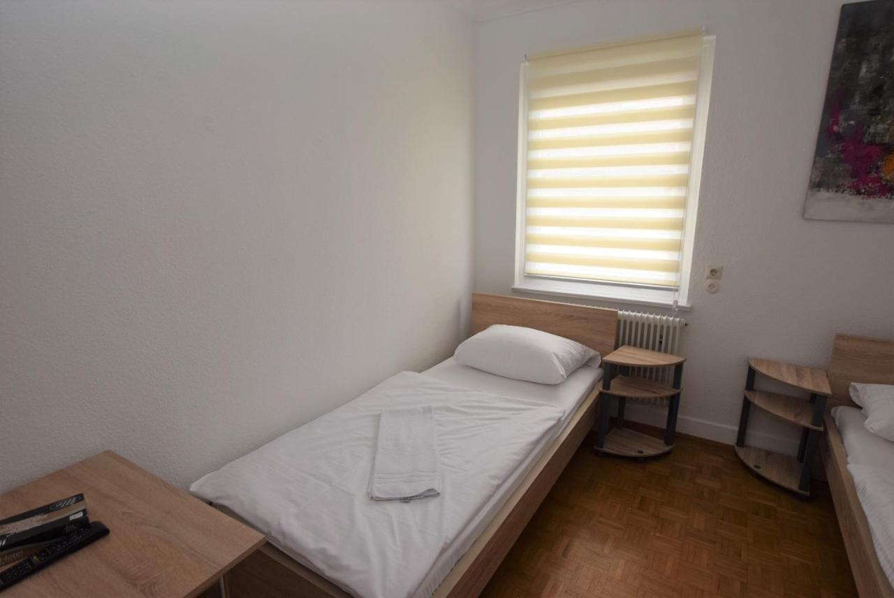 Nuertingen Zimmer 外观 照片