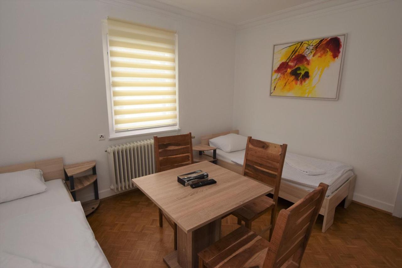 Nuertingen Zimmer 外观 照片